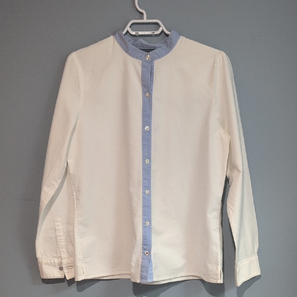 Tommy Hilfiger Women's White and Blue Button-Up Shirt Size 12